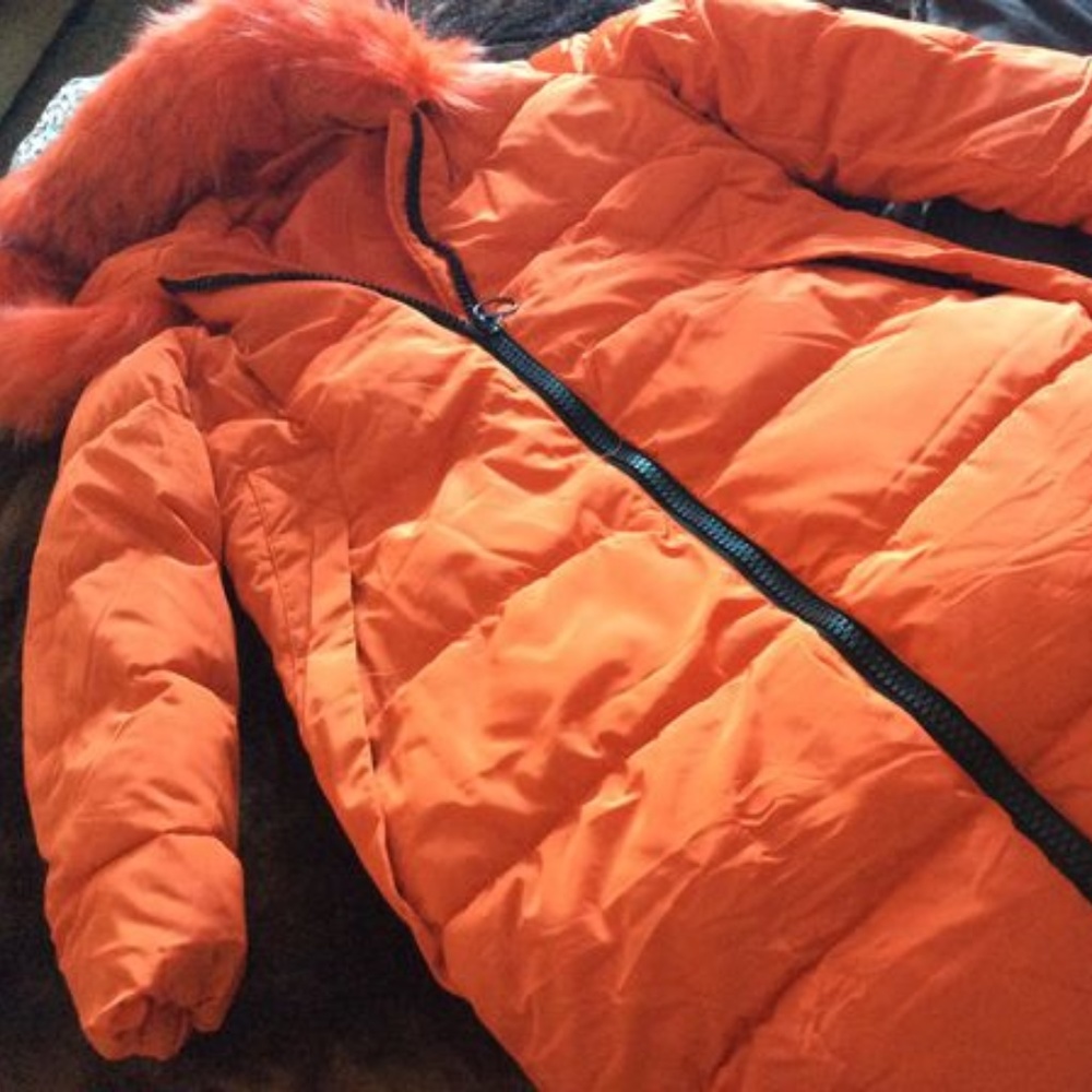Women’s winter coat medium NEW